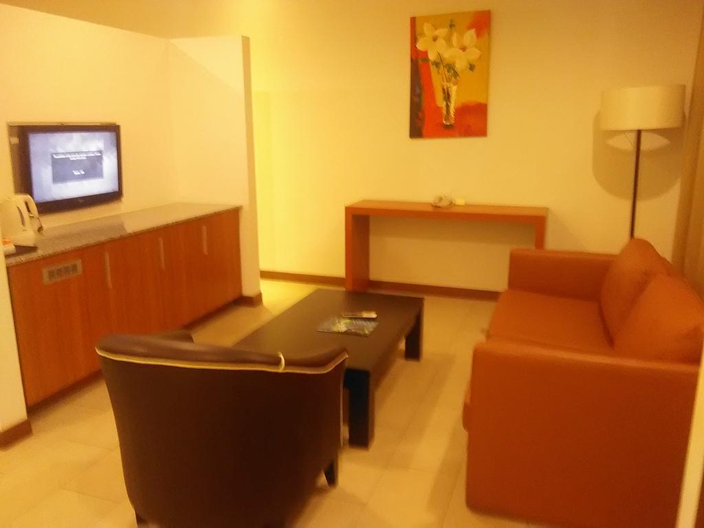 Gloria Swiss Hotel & Apartment Sandakan Exterior foto